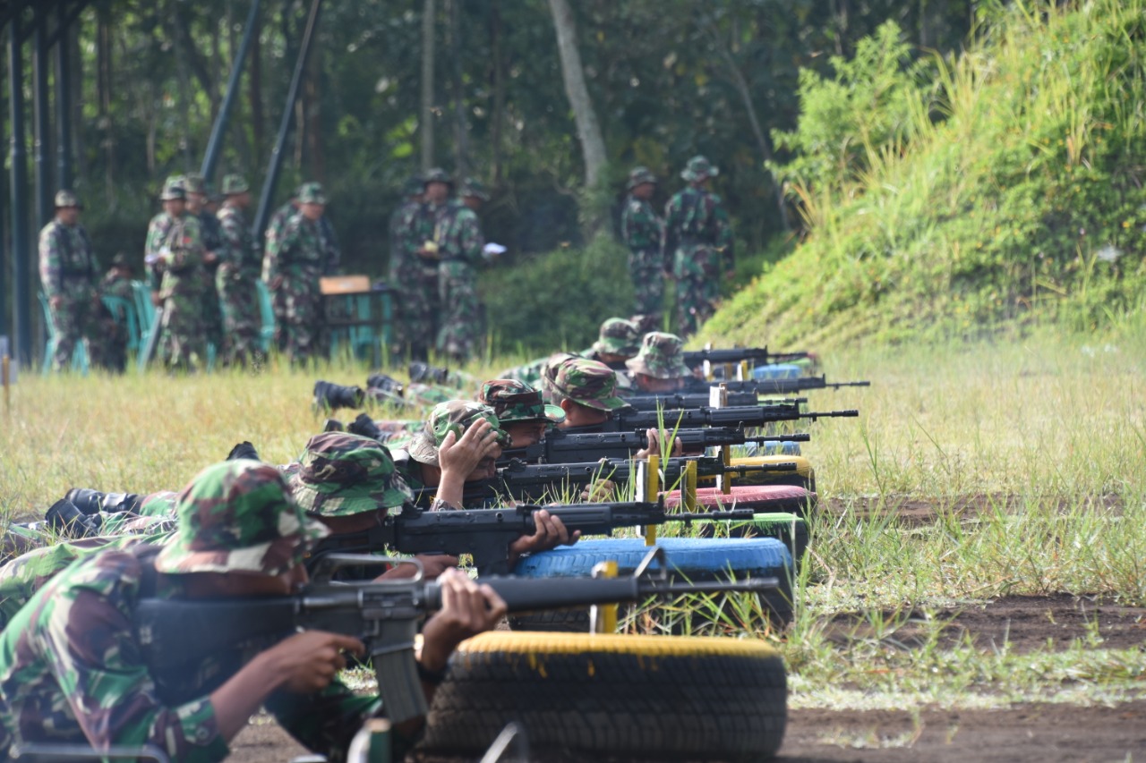 Prajurit Korem makutarama tingkatkan kemahiran menembak